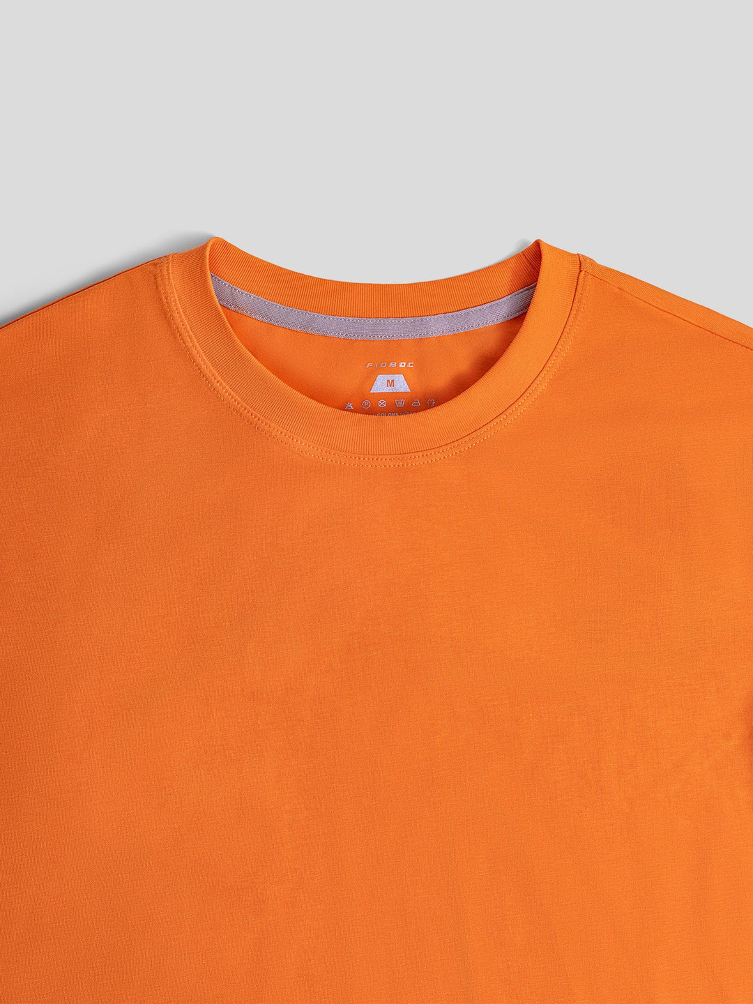 StaySmooth Long Sleeve Curve Hem Tee: Slim Fit