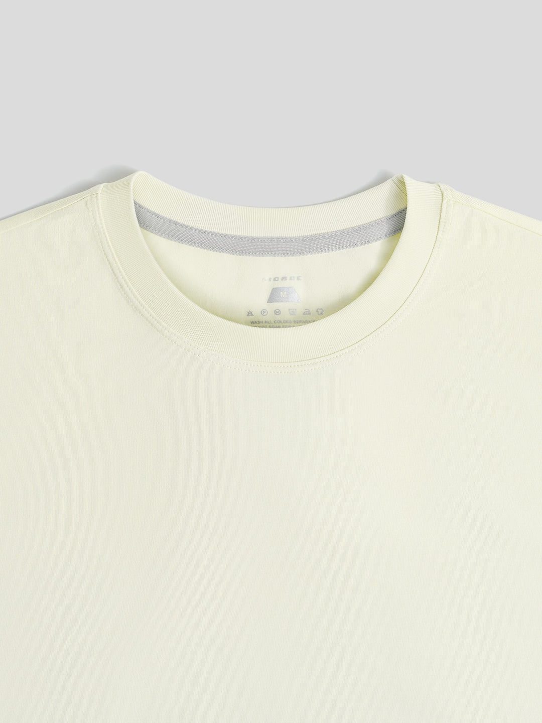 StaySmooth Long Sleeve Curve Hem Tee:Classic Fit