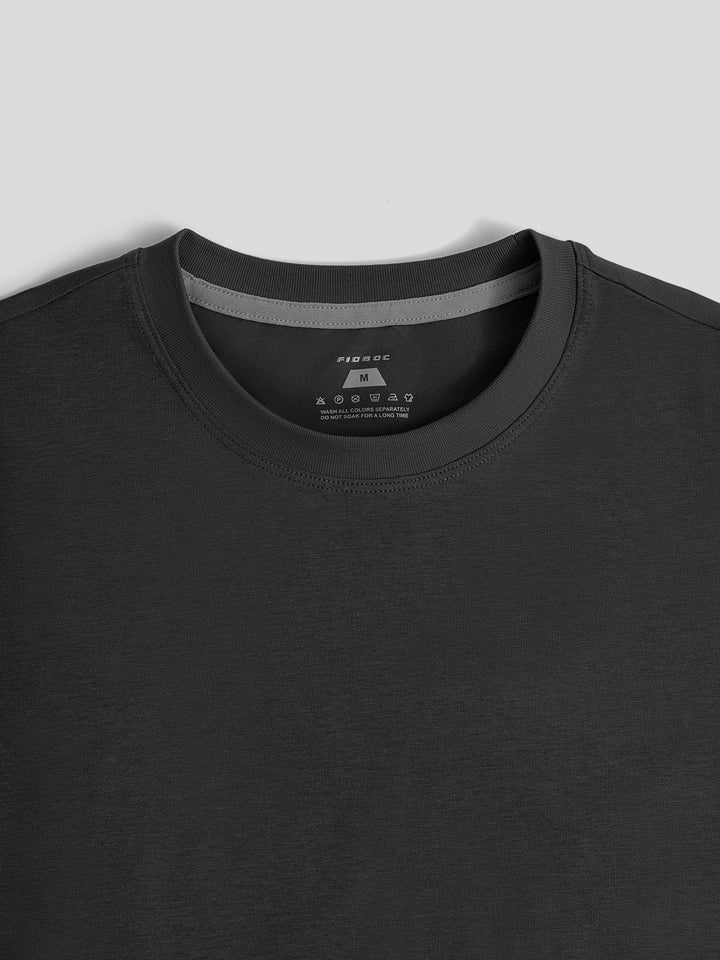 StaySmooth Long Sleeve Curve Hem Tee: Slim Fit