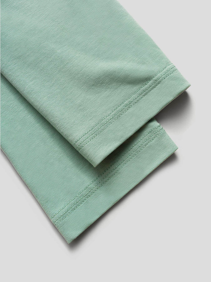 StaySmooth Long Sleeve Curve Hem Tee: Slim Fit