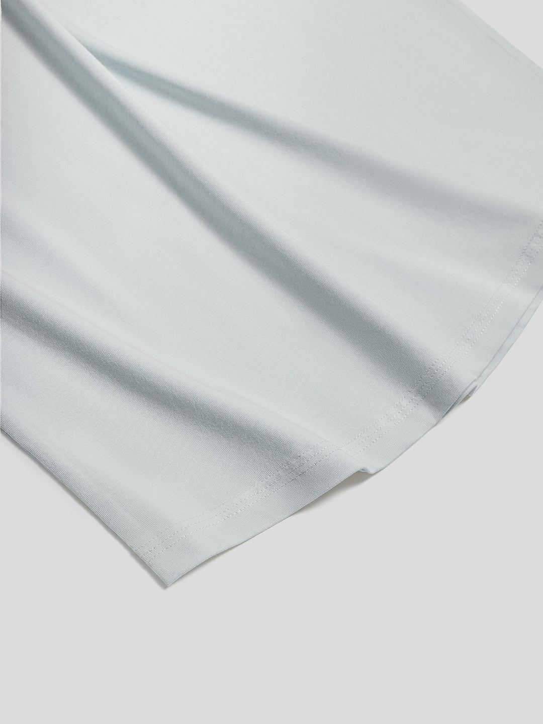 StaySmooth Long Sleeve Curve Hem Tee:Classic Fit