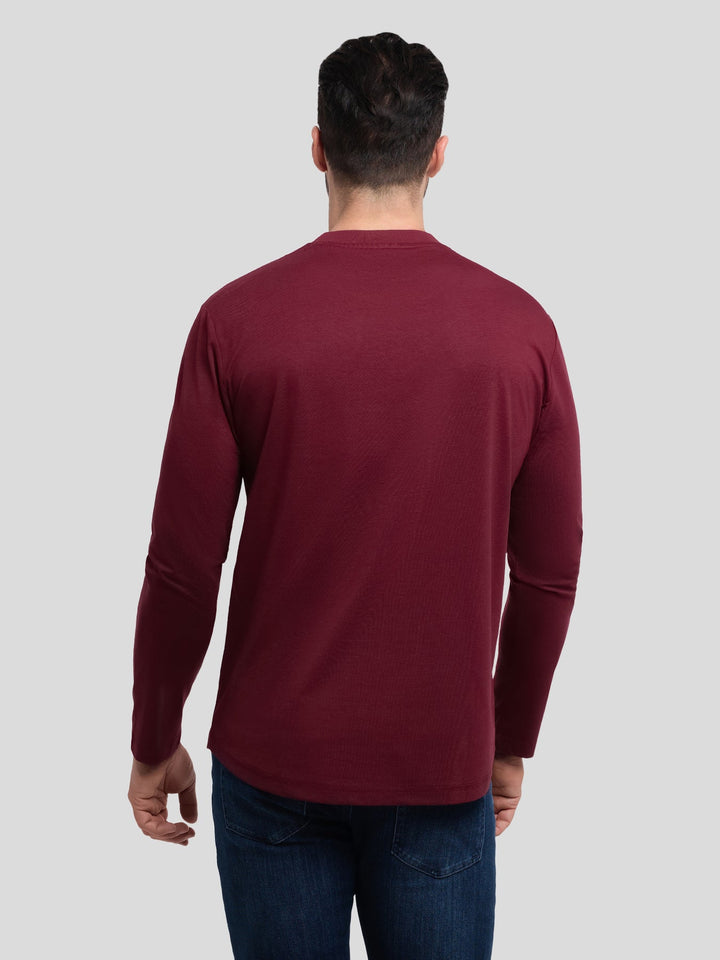 StaySmooth Long Sleeve Curve Hem Tee: Slim Fit