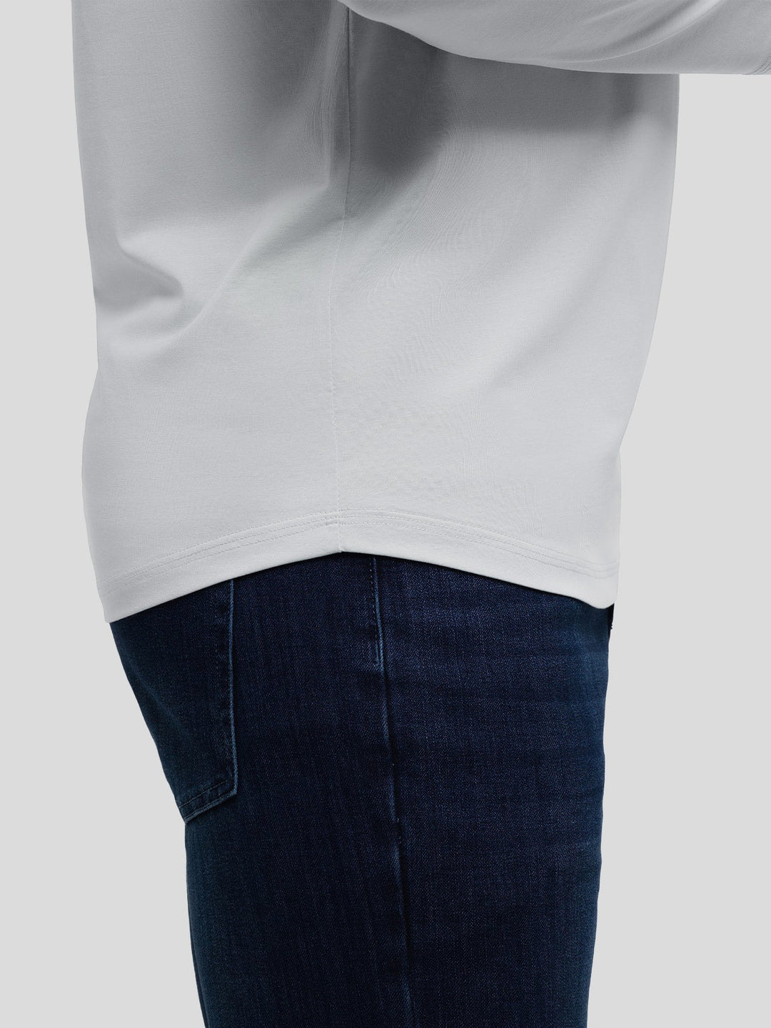 StaySmooth Long Sleeve Curve Hem Tee: Slim Fit